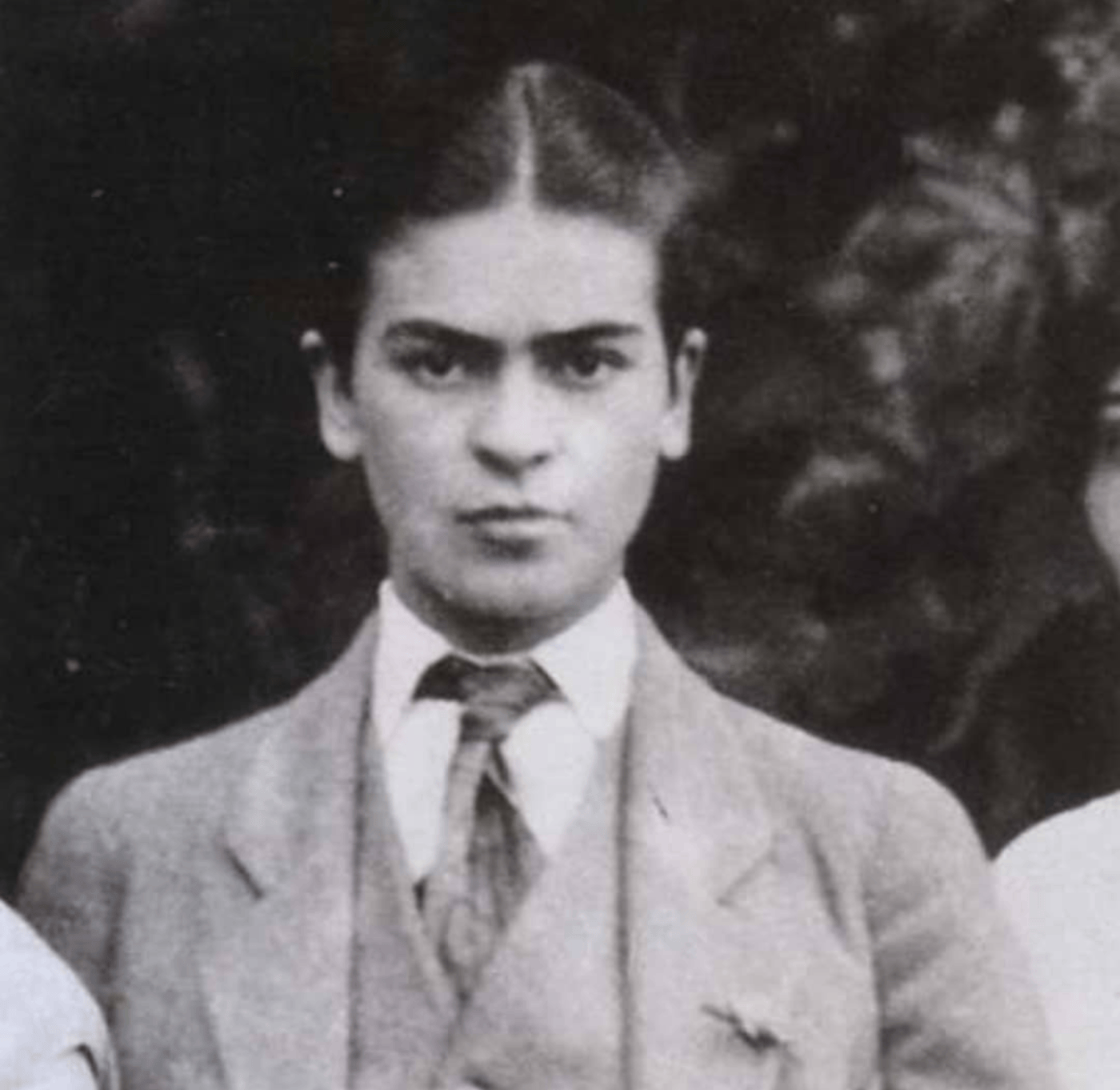 Viva la Vida: the Endurance of Frida – Generally Gothic
